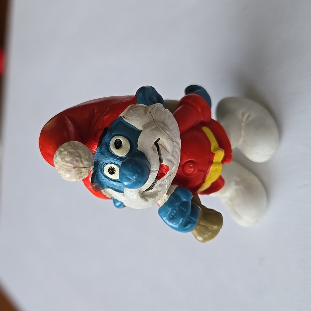 Vintage Peyo Schleigh Santa Papa Smurf